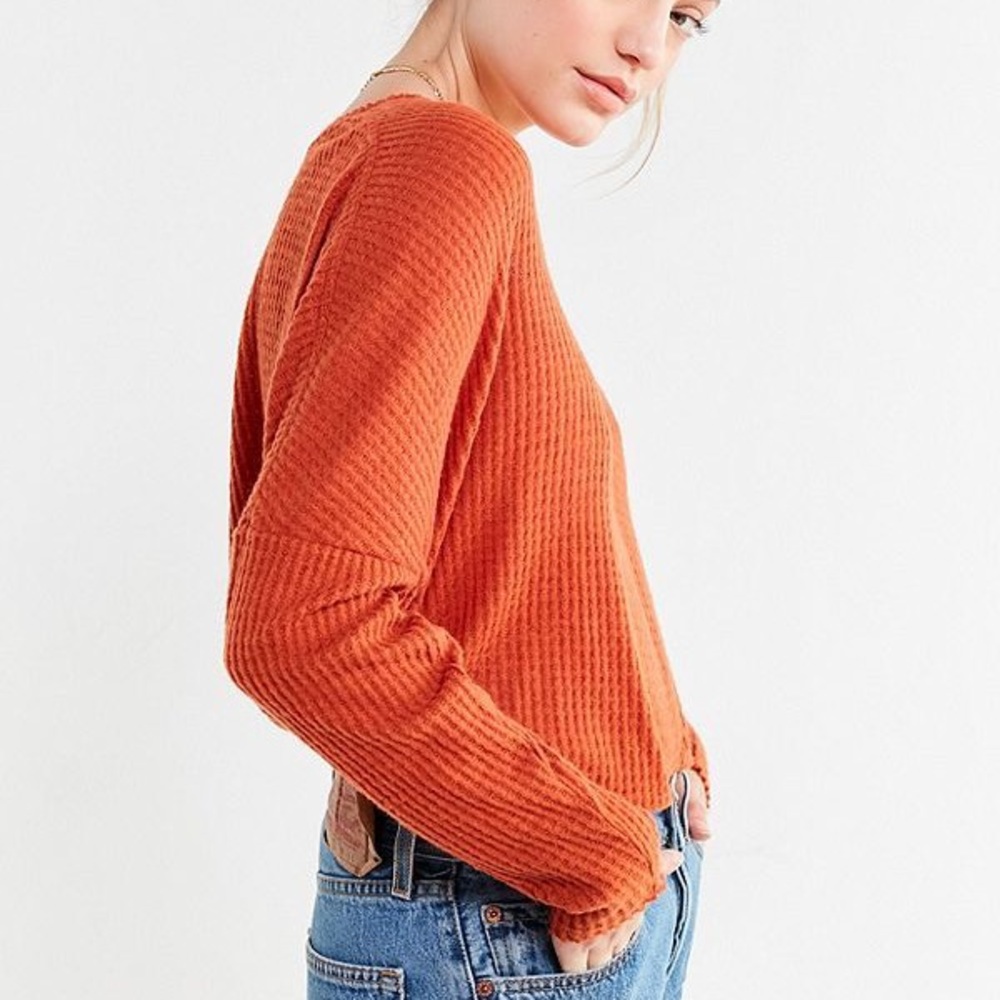 Eoote Urban Outfitters Ecru Thermal Top- Small